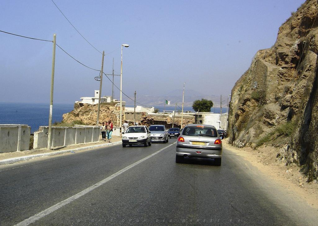 ORAN 2007 JUILLET 06 DE KEBIR A PLACE D ARMES-APPROCHE ENTREE D ORAN.jpg